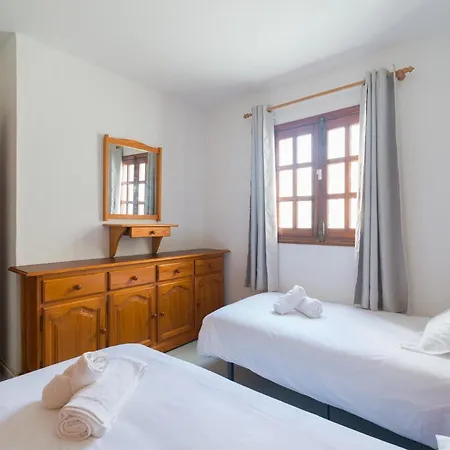 Homeforguest Apartamento Acogedor En Apartmán